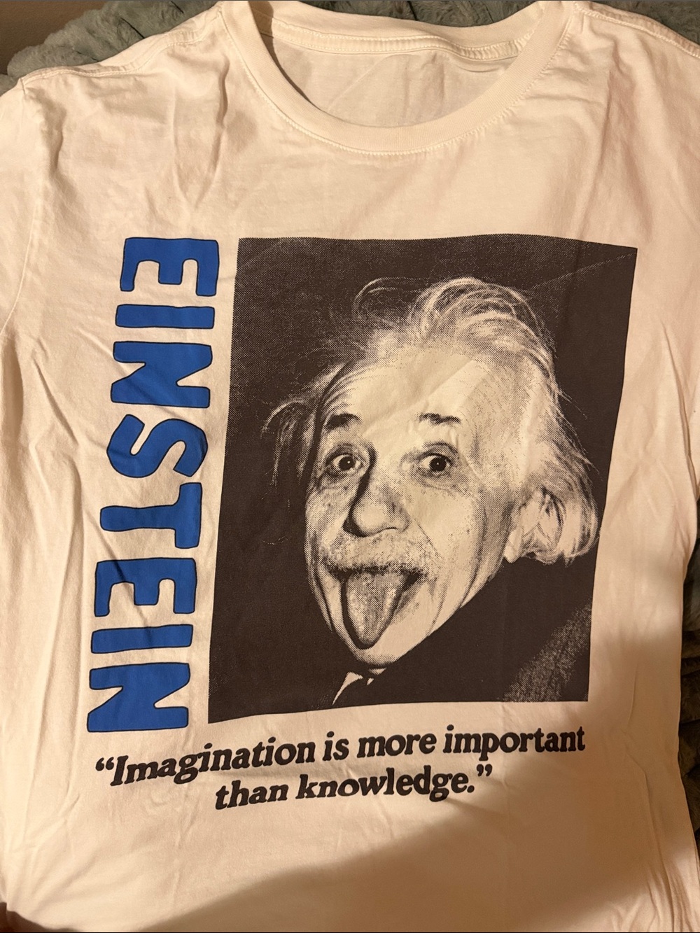 White Graphic Men’s T‑Shirt with Blue 'Einstein' Print